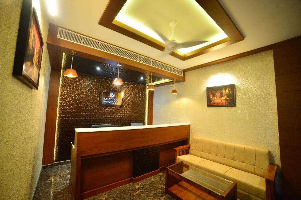 Hotel Priya Kottakkal Exterior foto